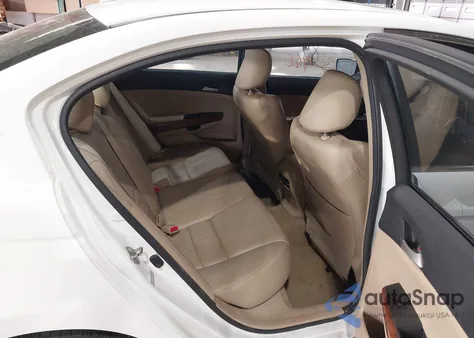 2012 Honda Accord 2.4 Ex-L from USA, damaged, VIN 1HGCP2F86CA045428